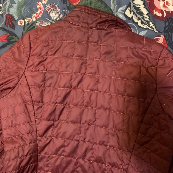 COPY - Woman’s Patagonia jacket - Picture 4 of 4